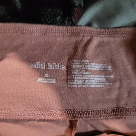 LEGGINGS - Picture 2 of 2